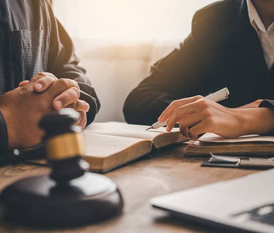Assessorament legal en divorci i divisió de béns amb advocats especialitzats